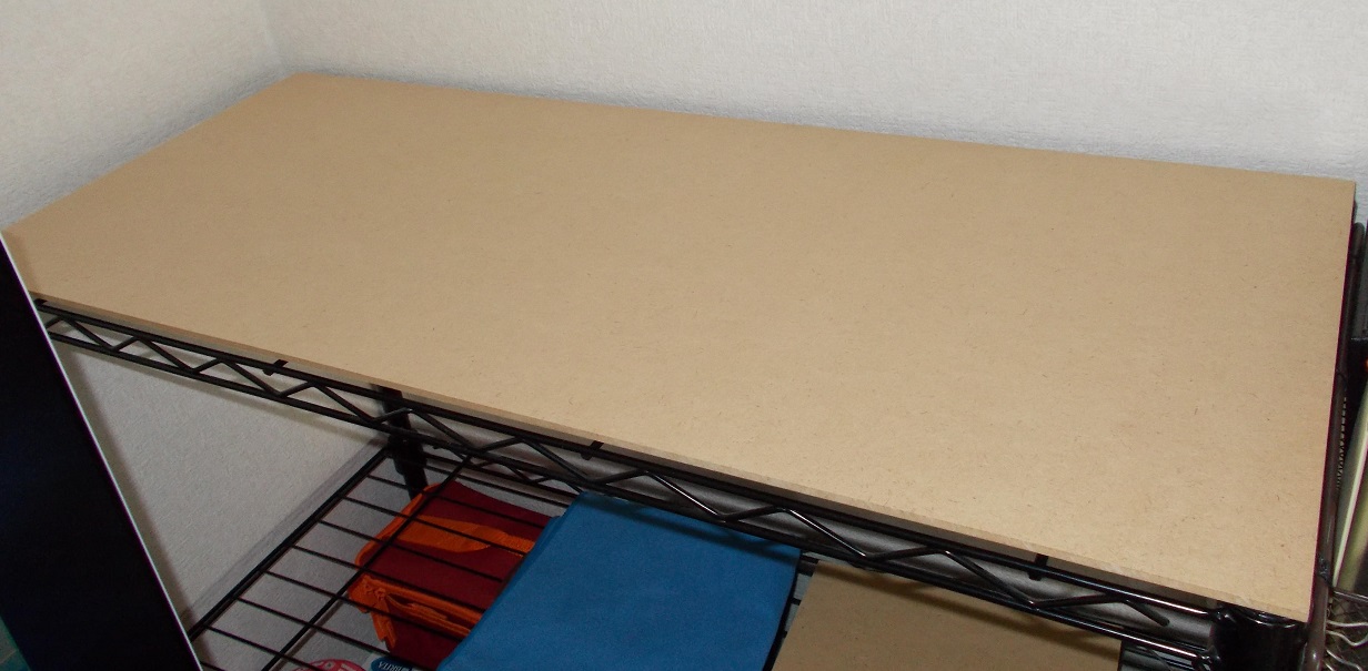 Diy メタルラックの棚板を 安く 簡単にオリジナル 半自作 で作る方法 はるいろジャンクヤード